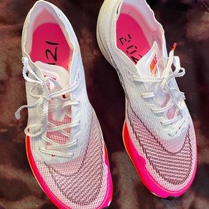 Nike ZoomX Vaporfly NEXT% 2